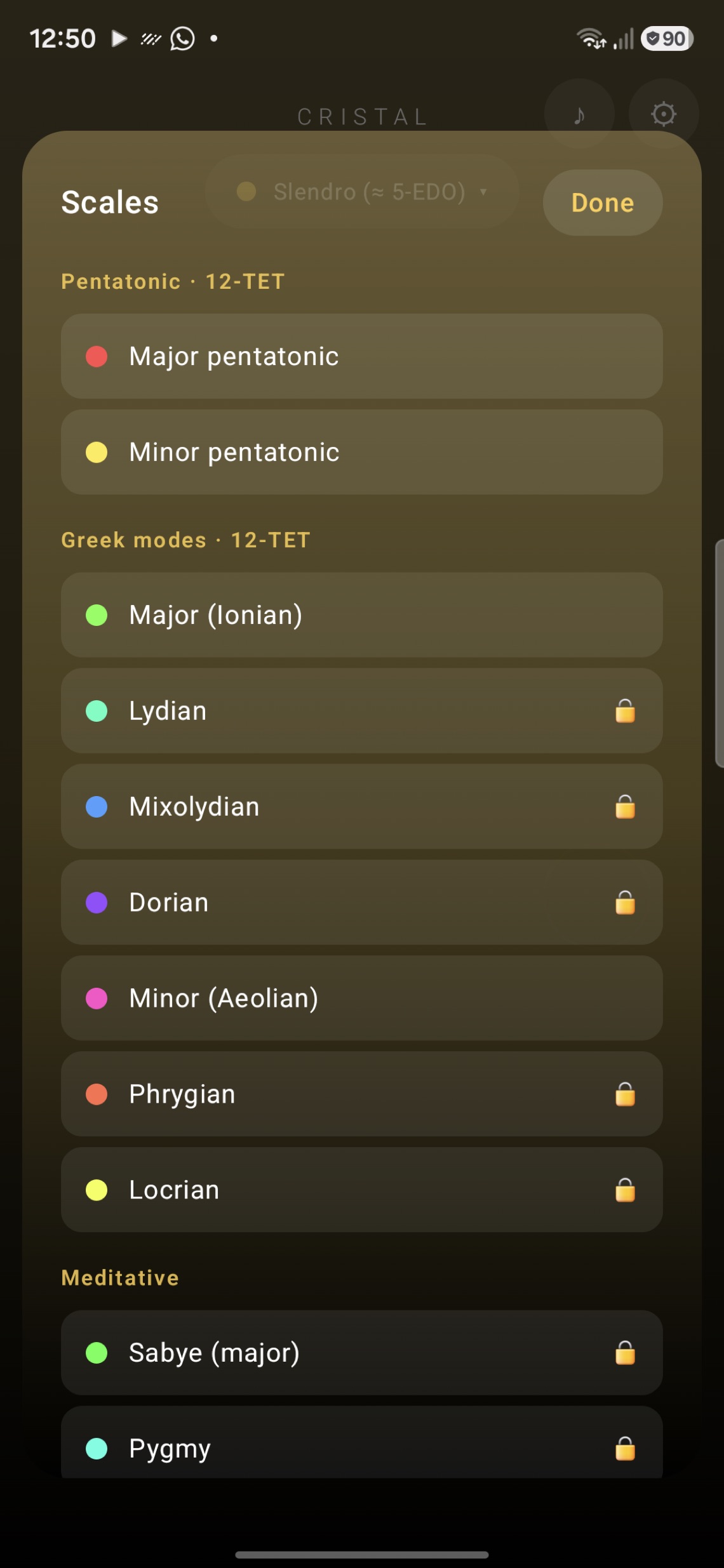 Lista de escalas de Cristal agrupadas por familia, con un punto de color por escala